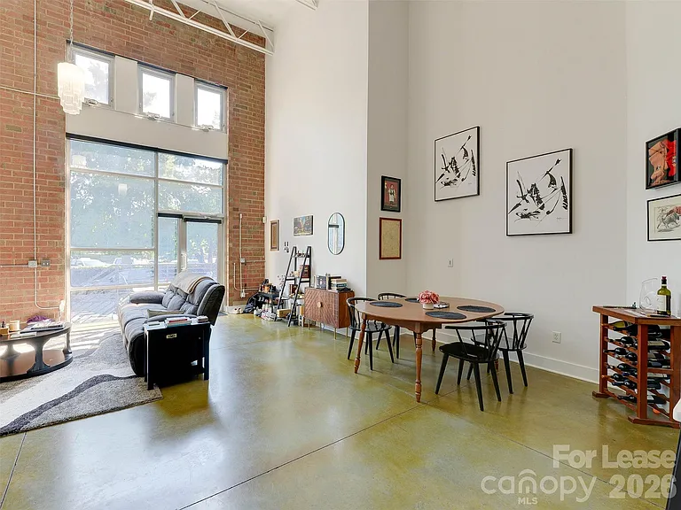 909 Westmere Ave — Photo 14