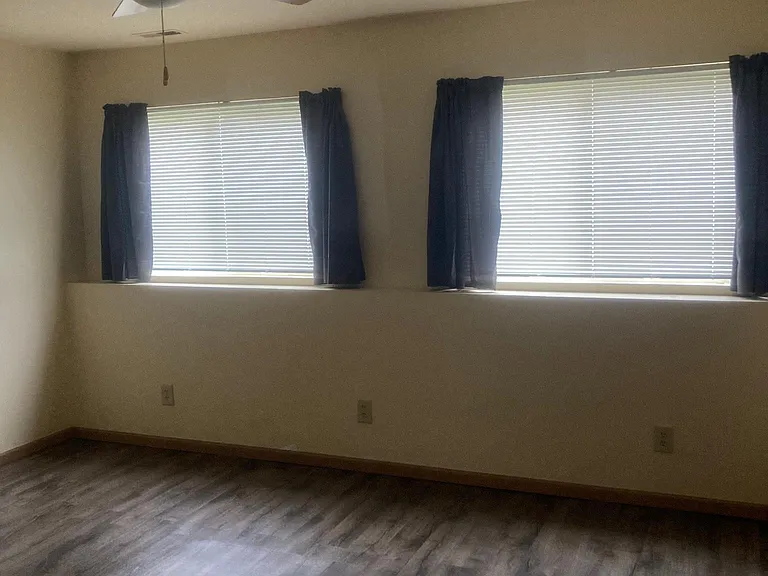 2324 Ashland Cir #1 — Photo 18