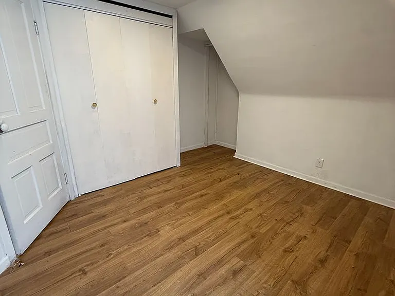 204 Kismet St — Photo 12