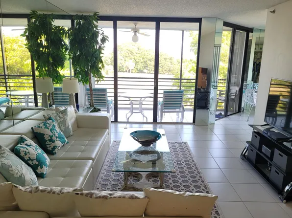 7400 Radice Court, Lauderhill, FL 33319