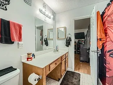 3602 Huyton Ct — Photo 4