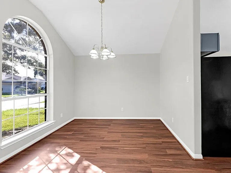 4018 Floral Way Ct — Photo 5