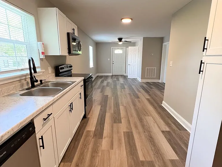 105 Wilson Ct — Photo 9