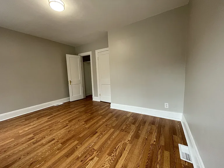 2644 W Lafayette Ave — Photo 30
