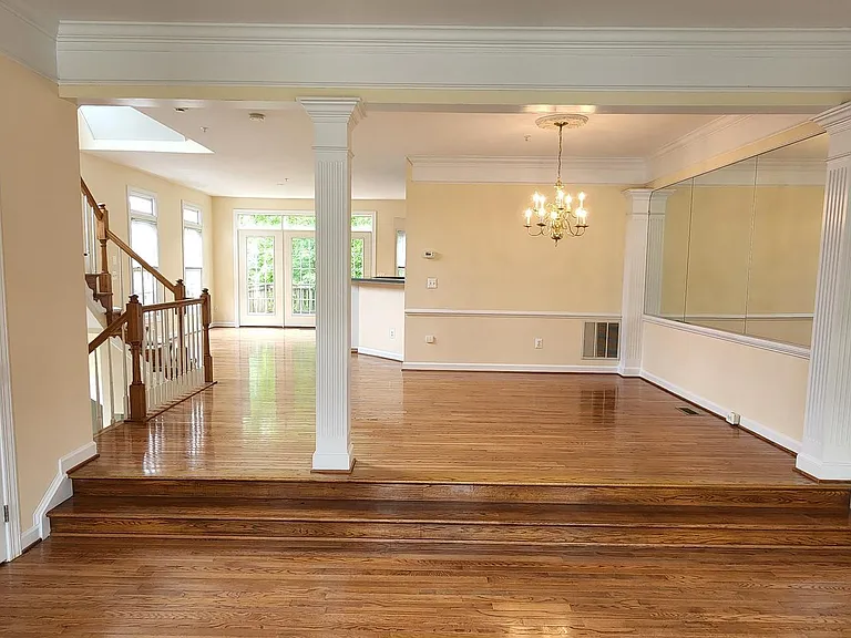 8021 Kidwell Town Ct — Photo 4