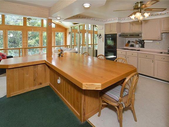 5th image of 1048 McAllister Dr