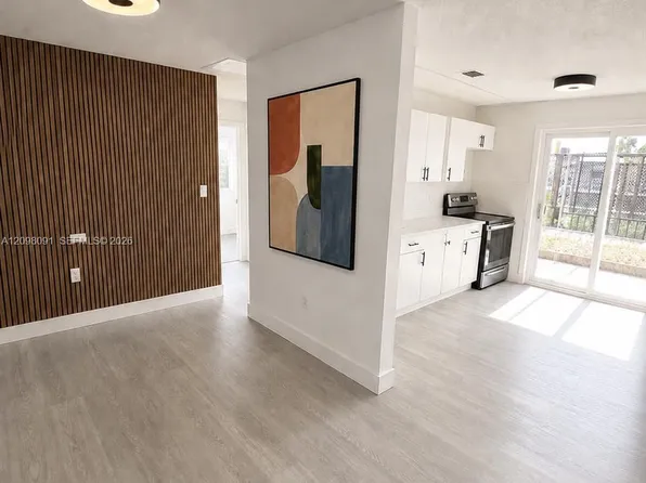 519 NW 10th Ave APT 3, Miami, FL 33136