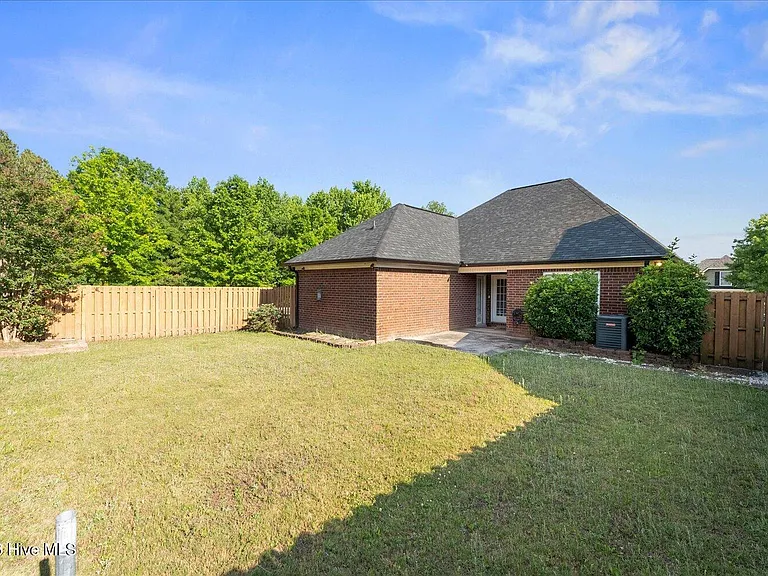 1053 Grove Landing Ln — Photo 24