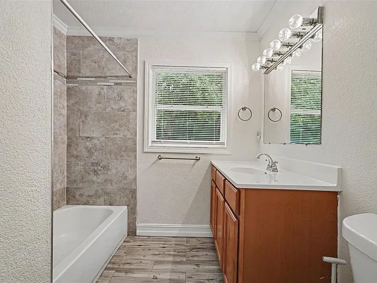 5328 Lantana St — Photo 17