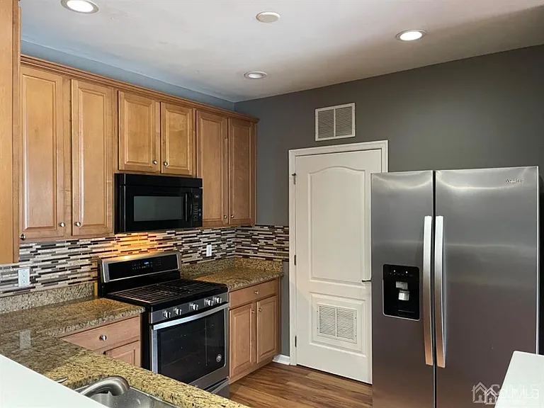 2324 Edward Stec Blvd — Photo 4