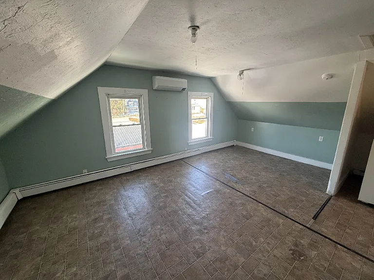 10 Monroe Hwy #4 — Photo 1