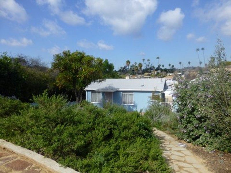 1st image of 3235 Chadwick Dr
