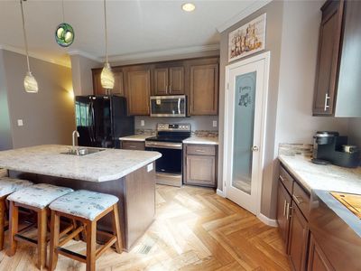 210 Mooseheart Rdg, Marion, NC, 28752