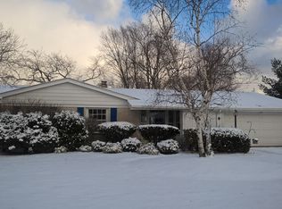 2495 Deborah Dr, Beachwood, OH