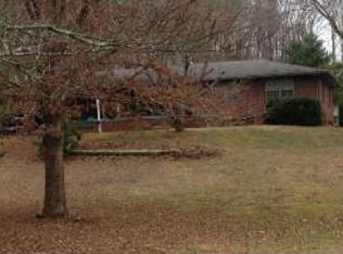 206 Ledford Chpl Rd, Hayesville, NC 28904