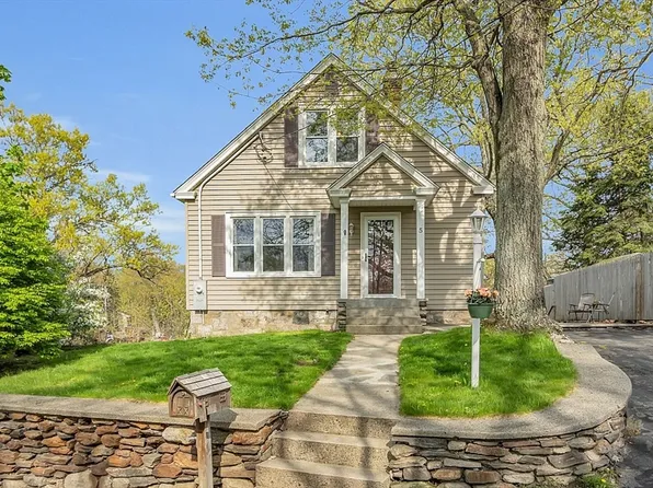 5 Anglin Ln, Shrewsbury, MA 01545