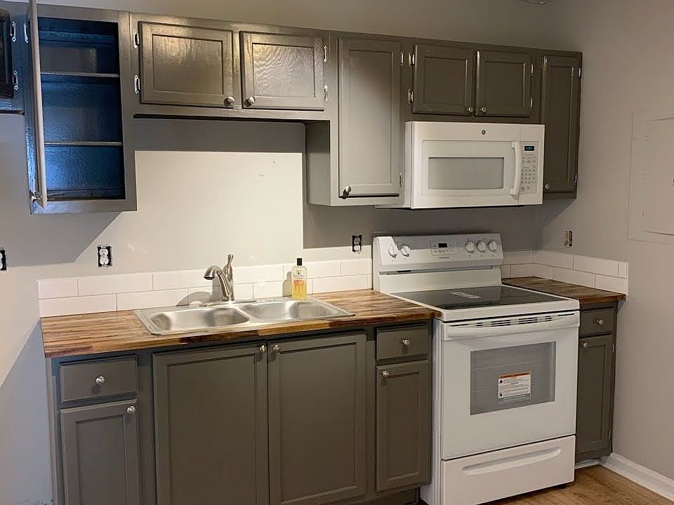 Renovated kitchen!
