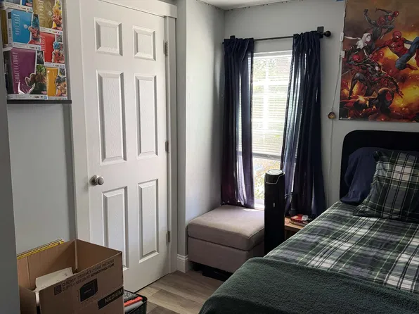 726 Hale St APT 2, Beverly, MA 01915