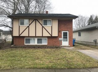 5150 Westpoint St, Dearborn Heights, MI 48125