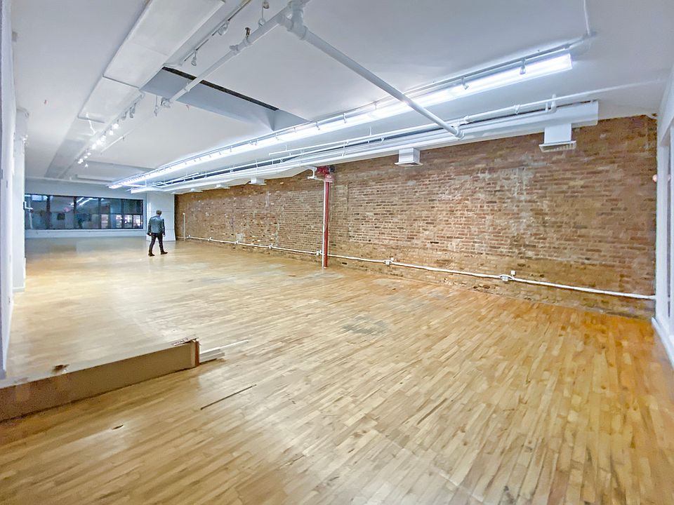 1st image of 149 W 27th St Floor 3