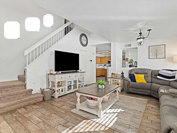 3rd image of 405 Whispering Willow Dr Unit E