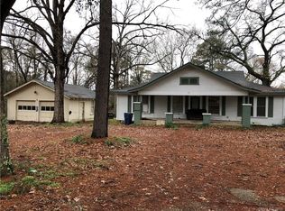 206 8th St NW, Springhill, LA 71075