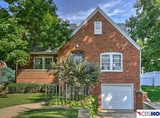 5070 Lake St, Omaha, NE 68104