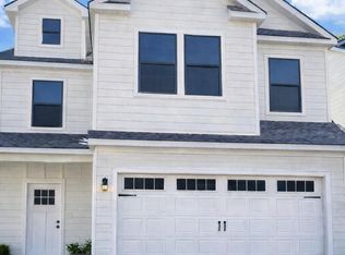 9286 Alban Chase Dr #4, Ooltewah, TN 37363