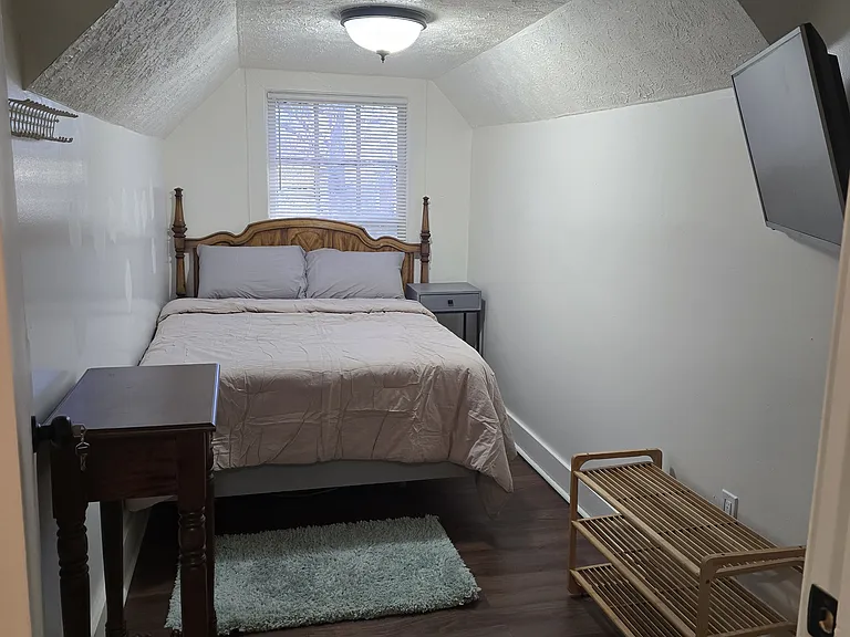 1834 Highland Ave #D — Photo 7