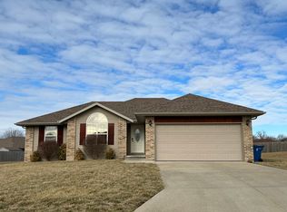 705 W Christopher Ln, Clever, MO 65631