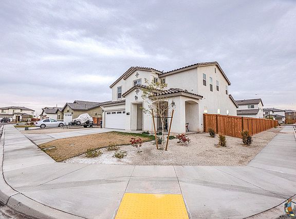 4th image of 148 W Louis Ct