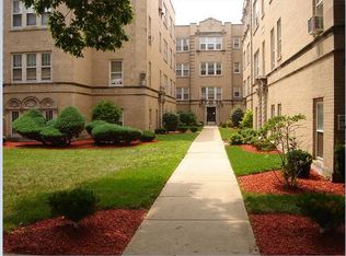 810 Forest Ave Apartments, Evanston, IL 60202