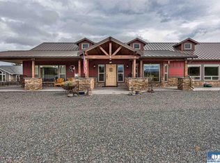 161 Sims Ln, Sequim, WA 98382