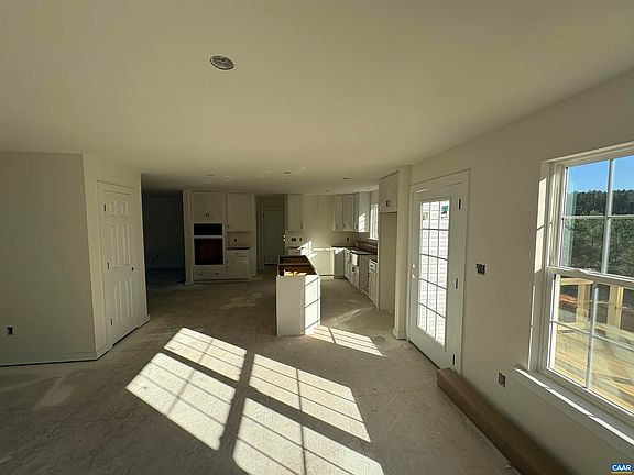 4th image of 2264 N Boston Rd