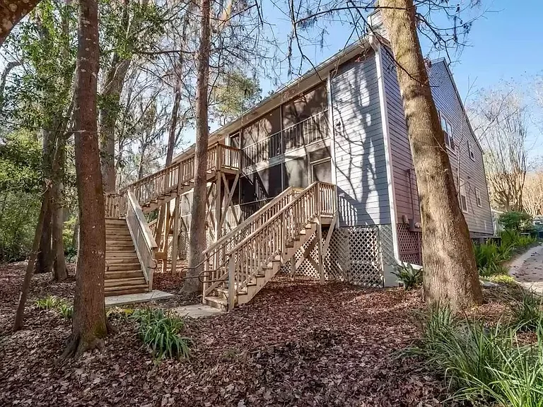 4553 Barclay Ln #C — Photo 15