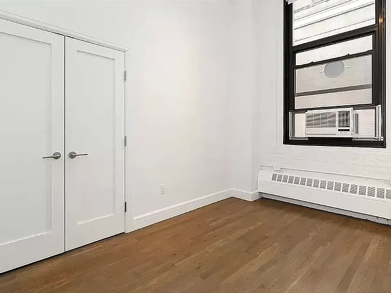 110 Greenwich St #4A — Photo 5