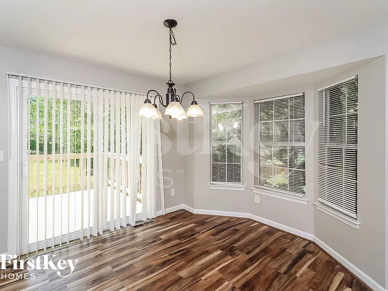 45 Collins Ln — Photo 7