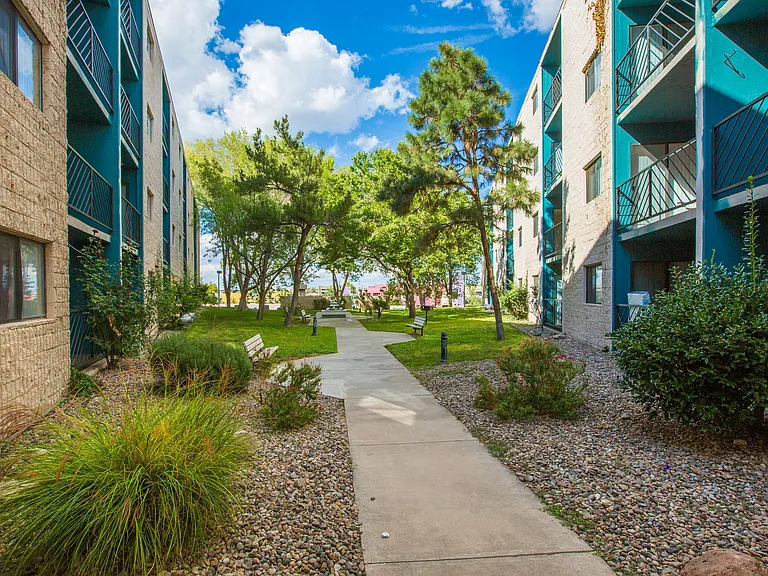 Glo Apartments — Photo 13