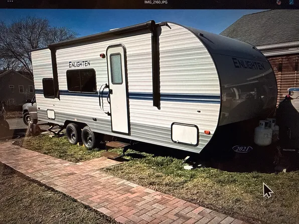 3251 Annandale Rd, Falls Church, VA 22042