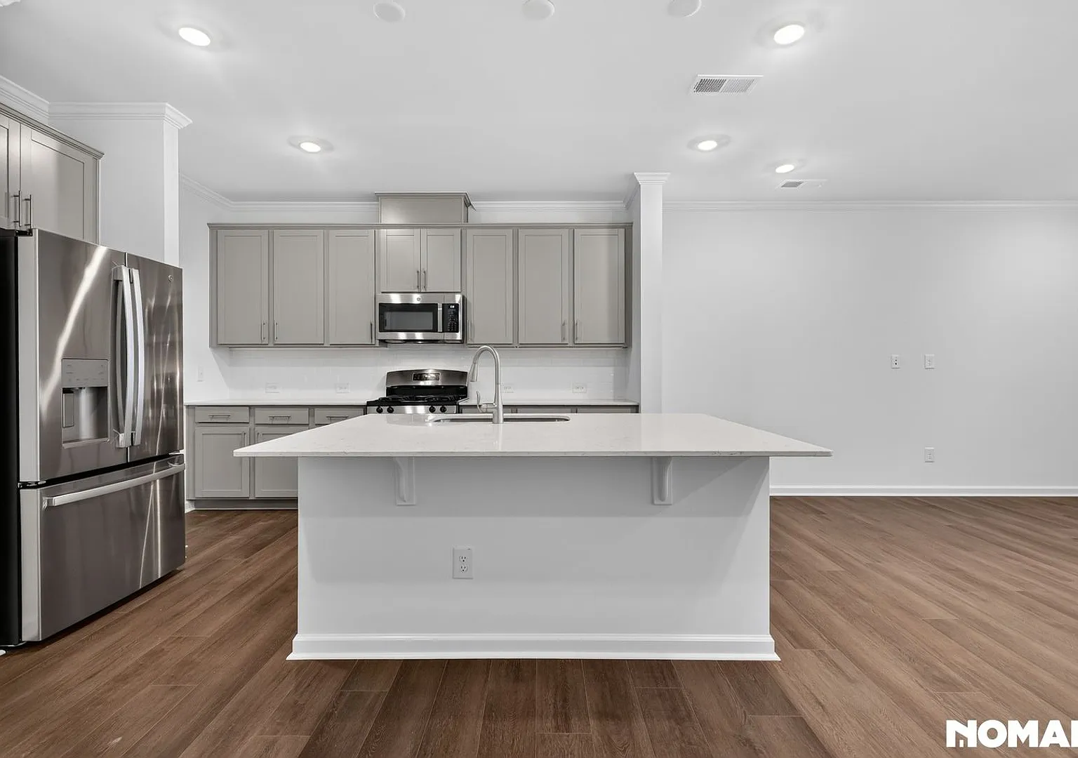 Charming New 3BR Townhome in Rolesville — Photo 2