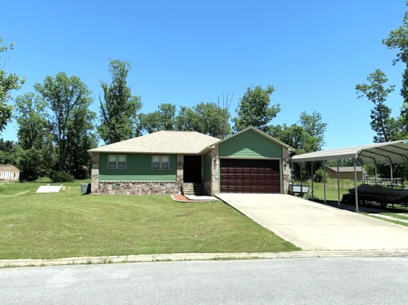 303 Whitewater Dr, Mountain View, AR 72560