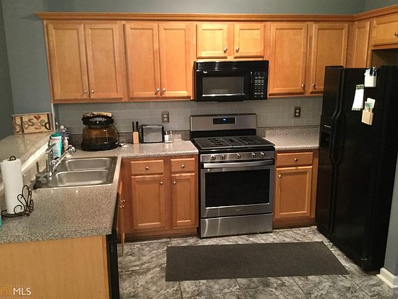 5th image of 7058 Biltmore Trce #23