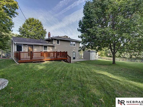 3rd image of 2703 S 105th Ave