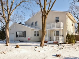 111 75th St, Willowbrook, IL 60527