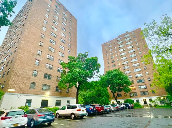 21-15 34th Avenue image 19 of 21