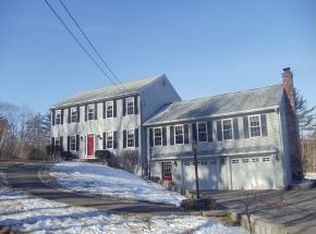 12 Goulds Hill Rd, Newton, NH 03858