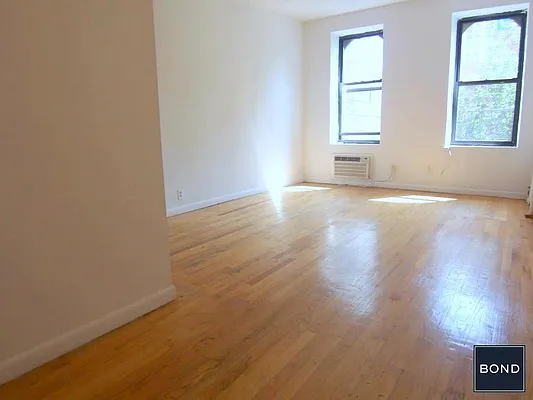 Rented by Bond New York | media 1