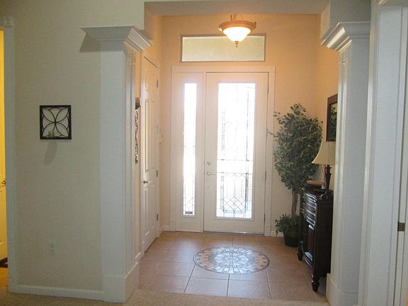 2nd image of 841 Pinzon St NW