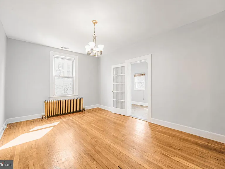 3216 22nd St NE — Photo 5