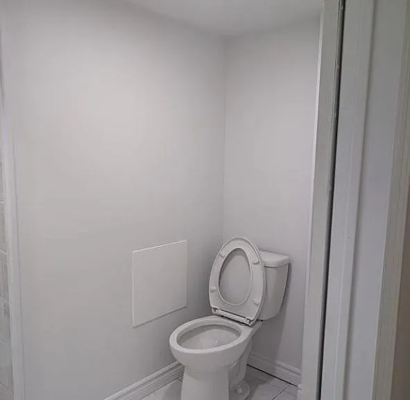 226 Saint Joan Of Arc Ave #BASEMENT — Photo 8